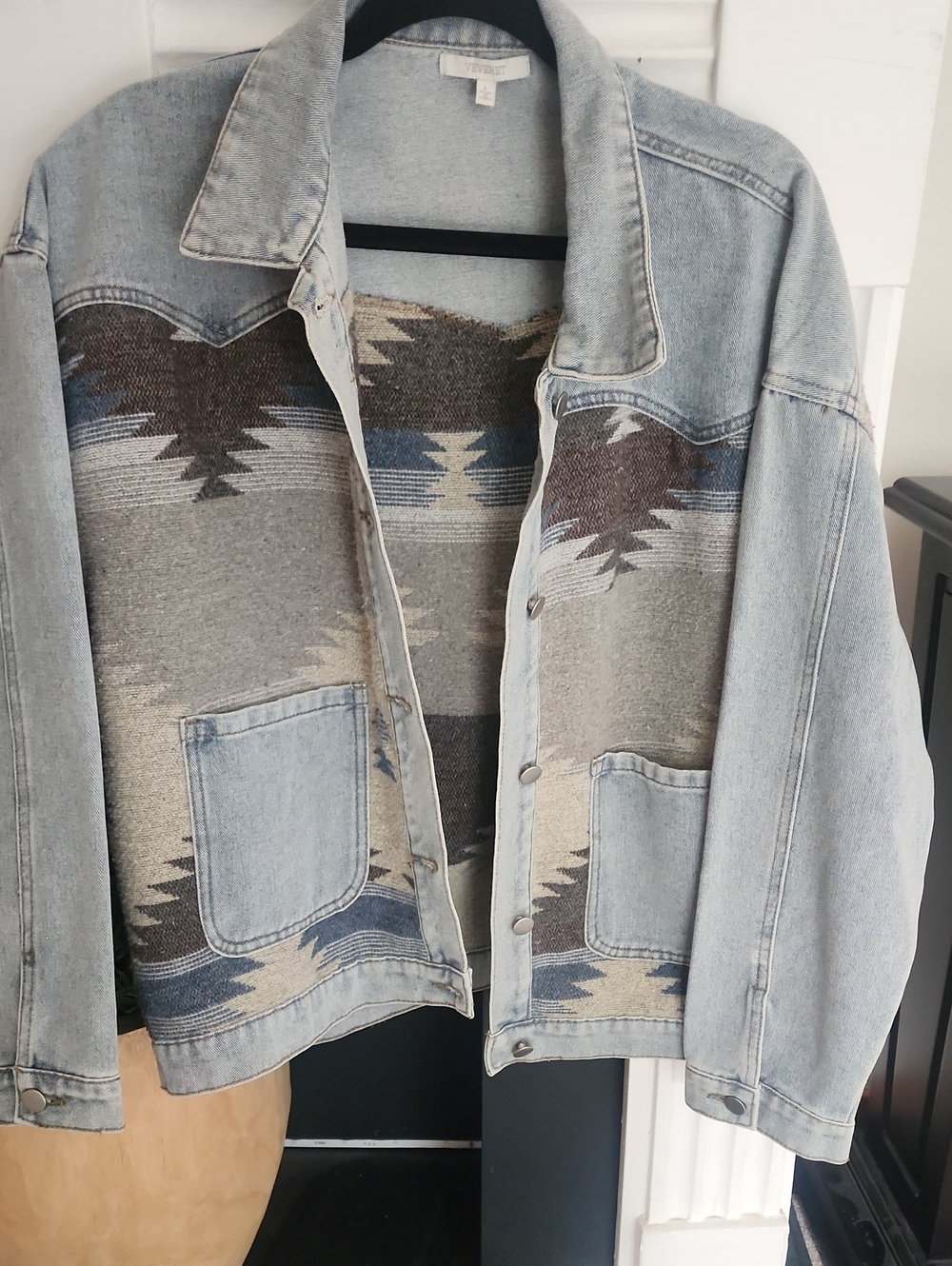 Veveret Light Wash Denim Jacket with Southwestern Knit Panel